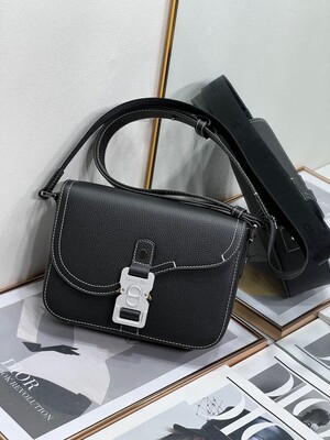 order service with Replica Dior Handbags bridal as one of three